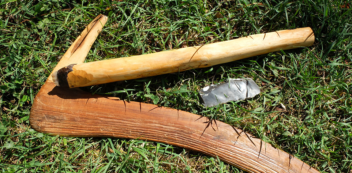 Investigation of the Practical Functions of Fluting on Throwing Sticks and on Other Ethnological Wooden Artefacts