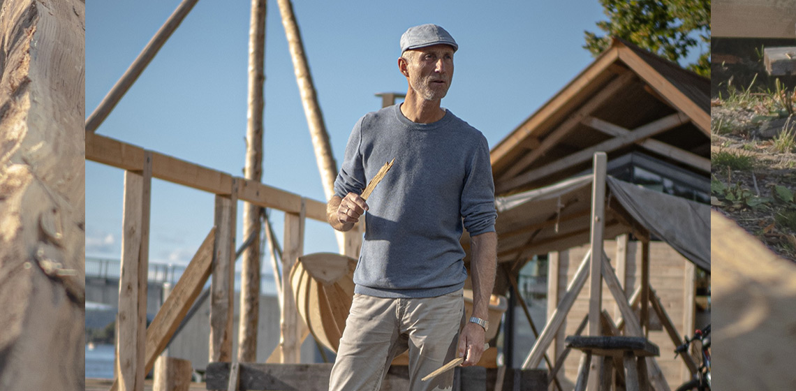 Jan Vogt Knutsen from Oseberg Vikingarv during his presentation at the shipyard. Photo by Lasse Norlemann Mathiesen.